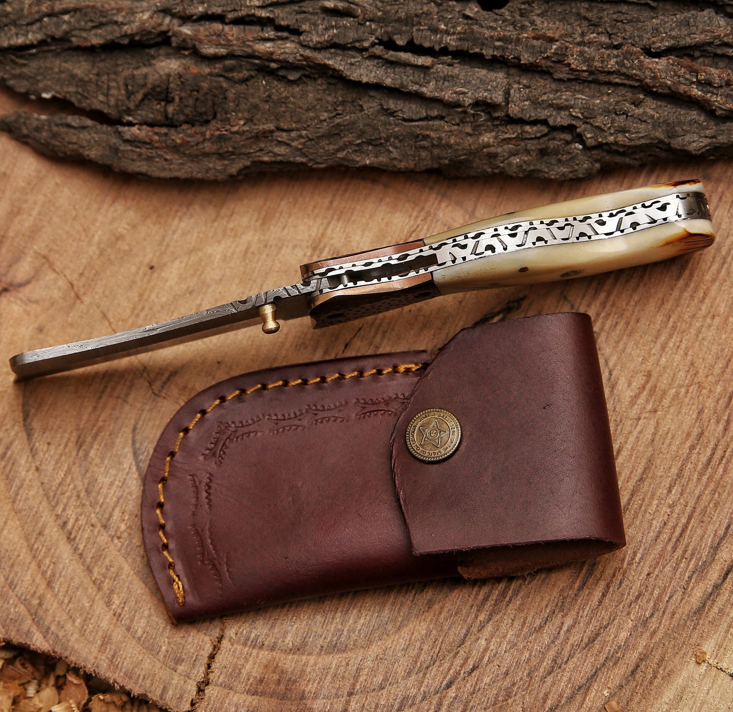 Handmade Damascus steel Pocket Knife Father's Day Gift For Men Groomsman Personalized Gift Wedding Anniversary Gift for Boyfriend Husband
