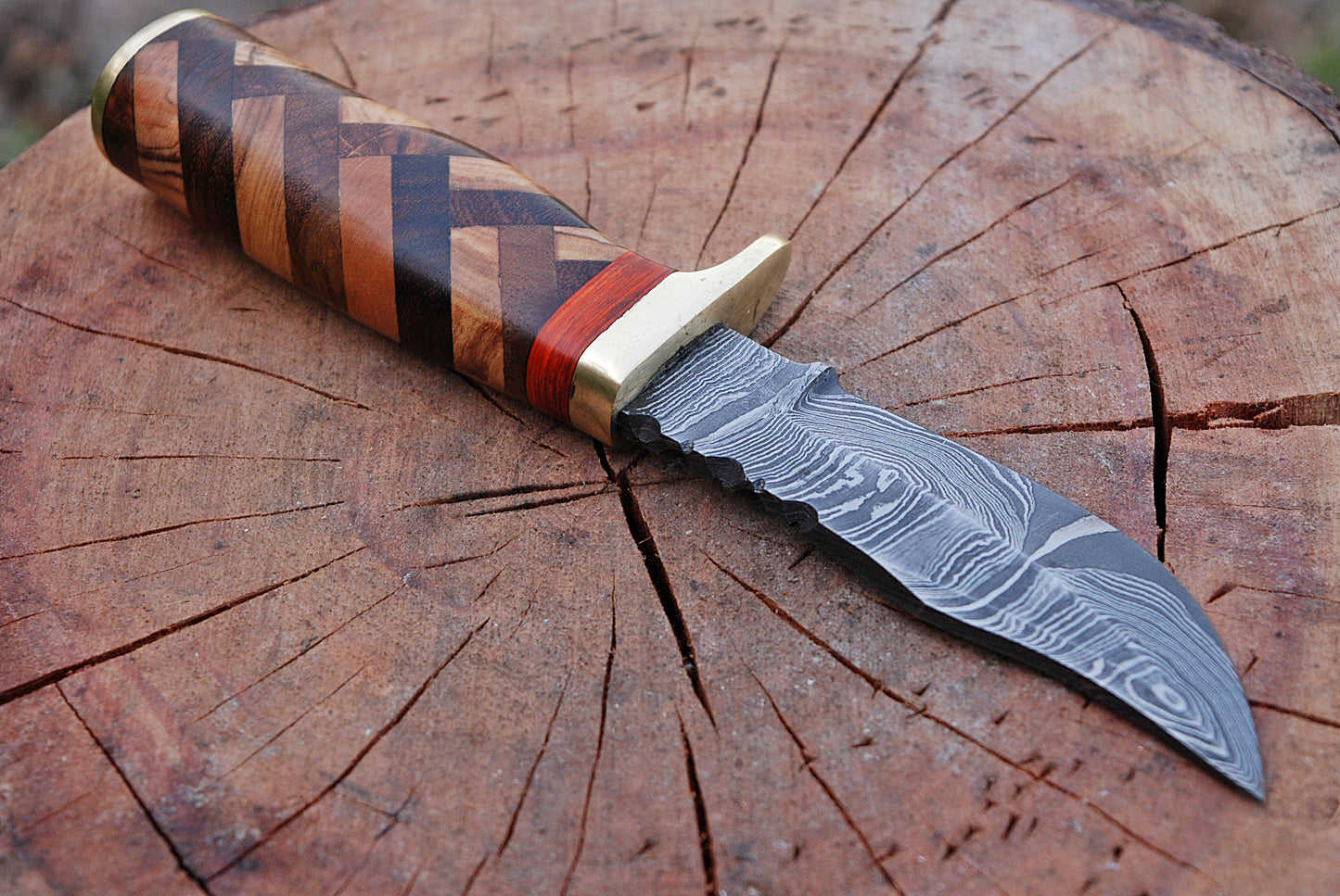 Custom forged Damascus steel handmade Hunting Knife Personalized Camping tool Groomsman Gift, Gifts For Men, Gift for dad, Outdoor Gift for Husband