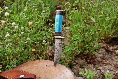 Custom forged Damascus steel handmade Hunting Knife Personalized Camping tool Groomsman Gift, Gifts For Men, Gift for dad, Outdoor Gift for Husband