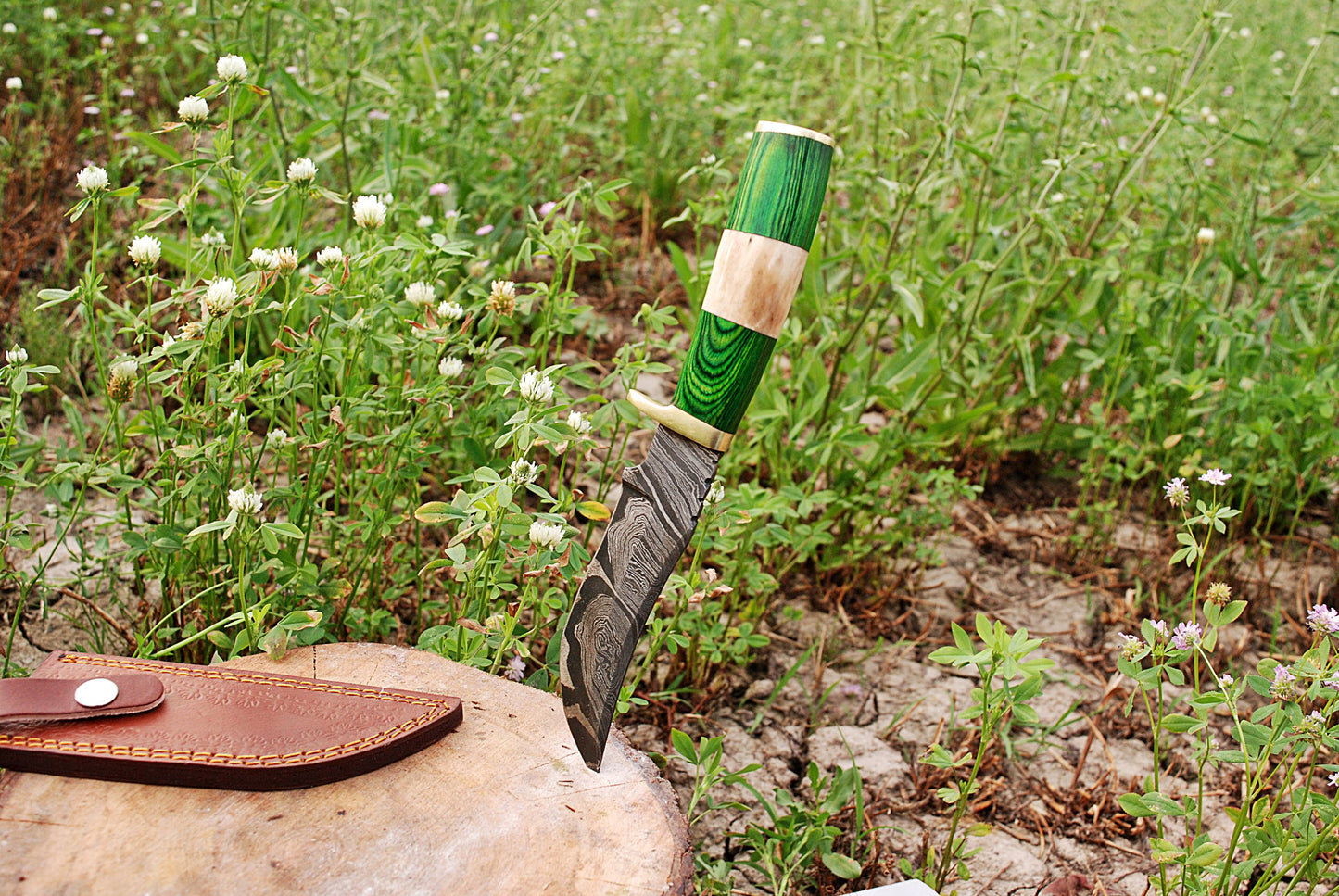 Custom forged Damascus steel handmade Hunting Knife Personalized Camping tool Groomsman Gift, Gifts For Men, Gift for dad, Outdoor Gift for Husband