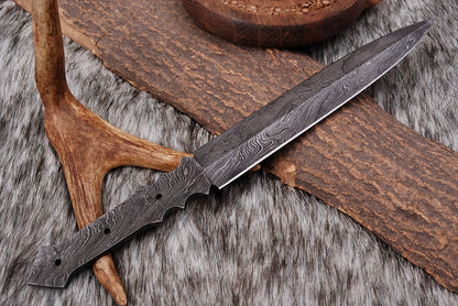 Custom forged Damascus steel handmade Hunting Blank Blade Knife Personalized Camping tool Groomsman Gift, Gifts For Men, Gift for dad, Outdoor Gift for Husband